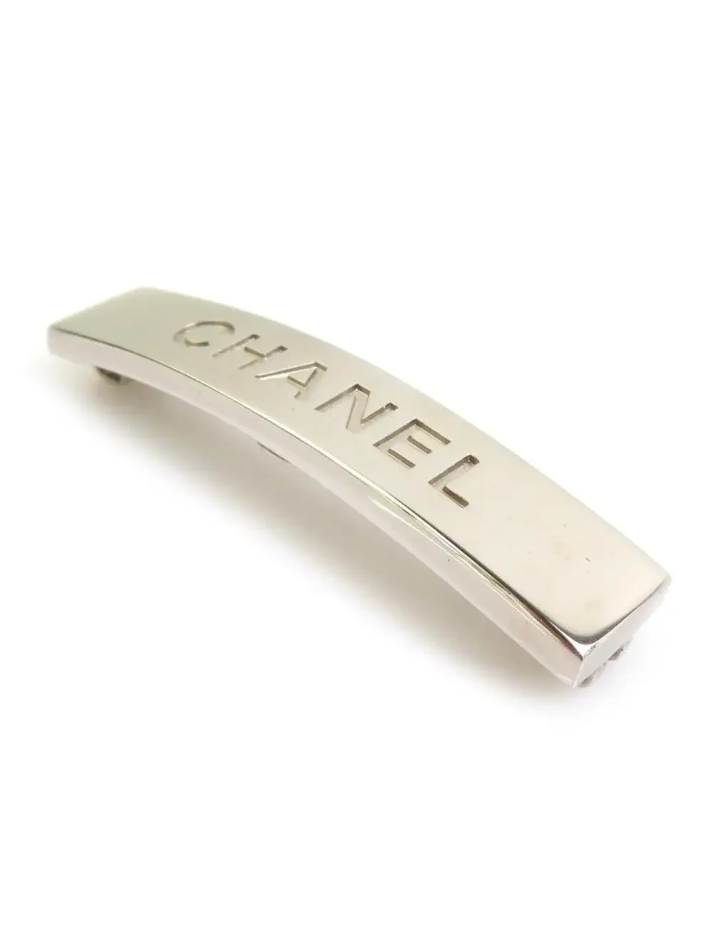 CHANEL elevate your